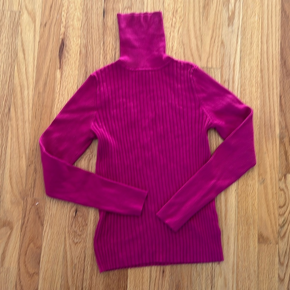 Pink turtle neck